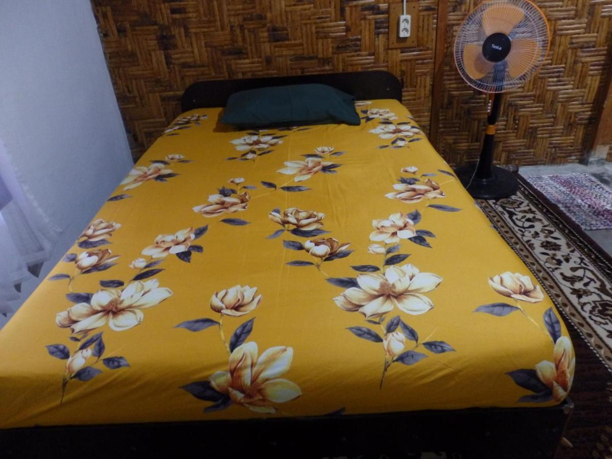 Magpie Homestay & Jungle Trekking Especially For Guest Trekking With Us בוקיט לוואנג מראה חיצוני תמונה